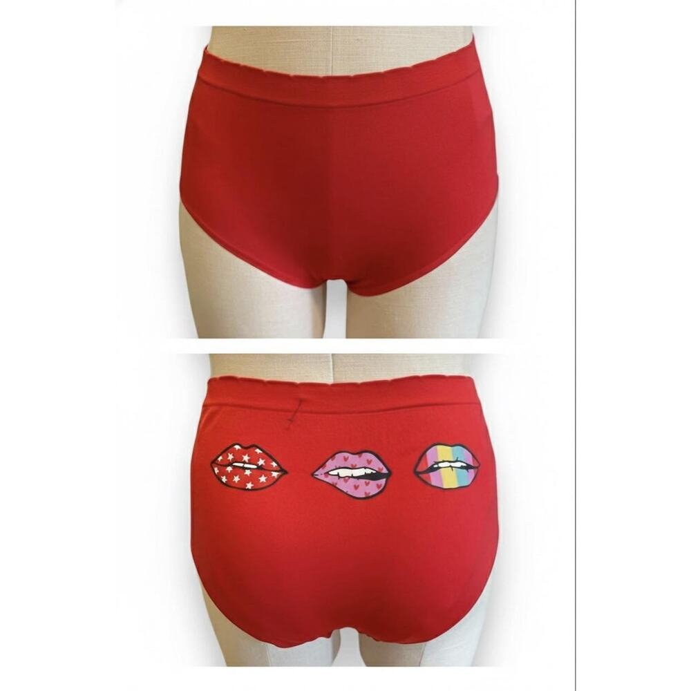 New Torrid 1 (1X) Rainbow Pride Lips Red Seamless Sexy Brief Panty Panties